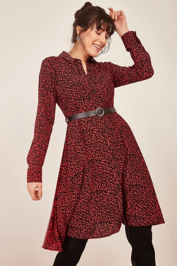 Kadın Bordo Kemerli Leopar Desenli Elbise Kadın Bordo Kemerli Leopar Desenli Elbise