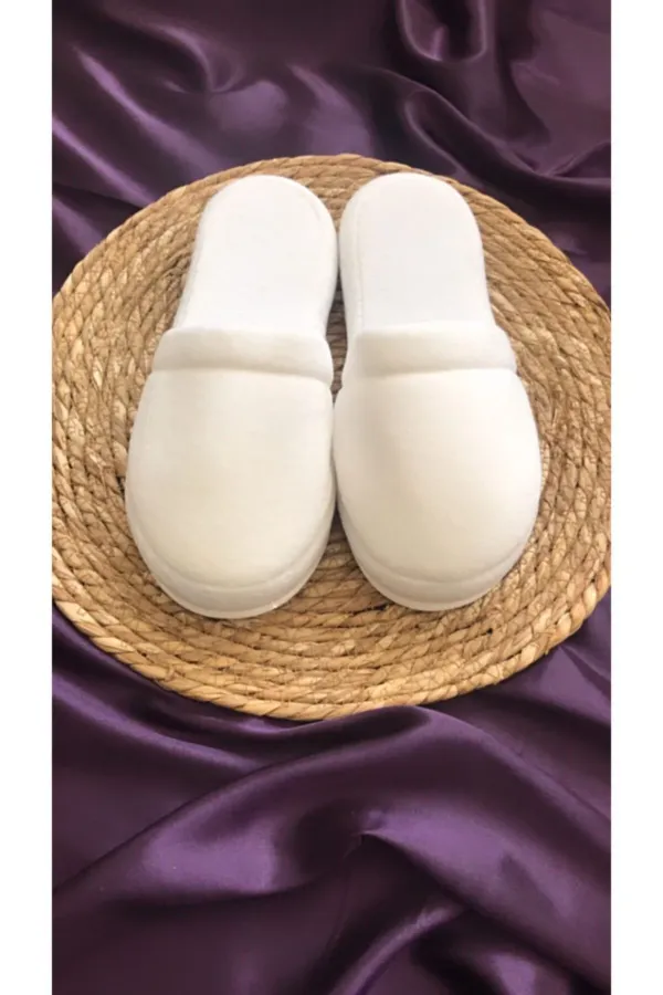 Unisex Beyaz Yüksek Tabanlı Banyo Terliği Elzem Unisex Beyaz Yüksek Tabanlı Banyo Terliği Elzem