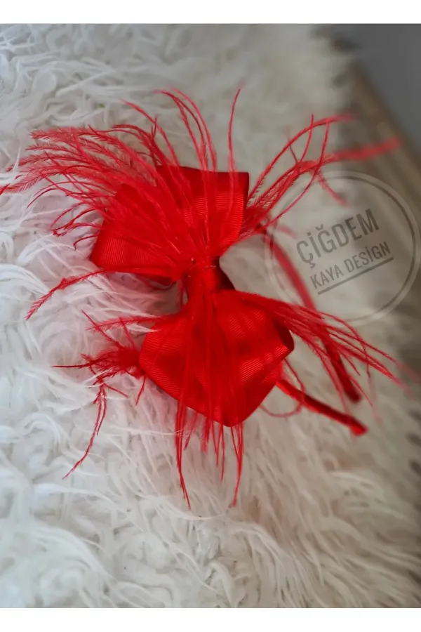 Kirmızı Tüylu Kurdele Fiyonk Anne Bebek Lohusa Taç Seti ( Yılbaşı Konseptli Taçlar) Kirmızı Tüylu Kurdele Fiyonk Anne Bebek Lohusa Taç Seti ( Yılbaşı Konseptli Taçlar)